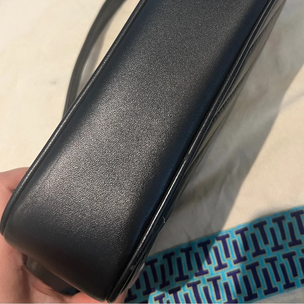 Tory Burch Kira Chevron Shoulder Bag - Picture 6 of 9